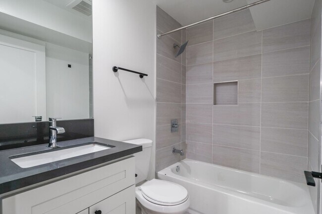 Building Photo - 4647 Pickford St