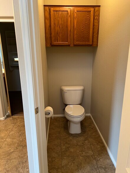 Private watercloset - 40781 W Walker Way