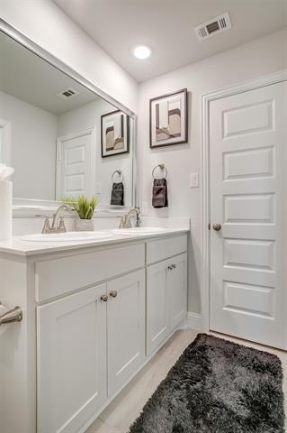 Building Photo - 6618 Ellesmere Dr