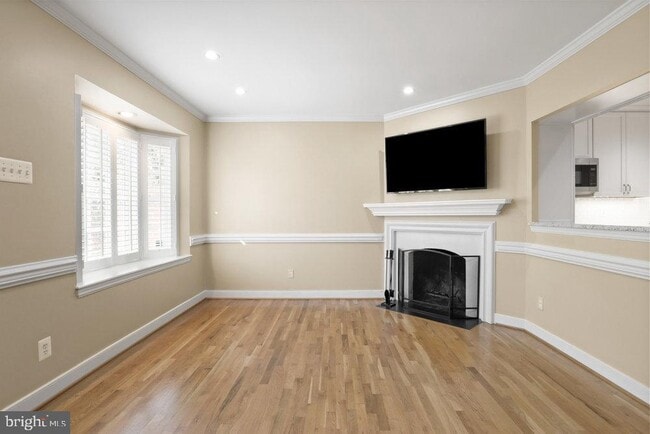 Building Photo - 568 N St Asaph St