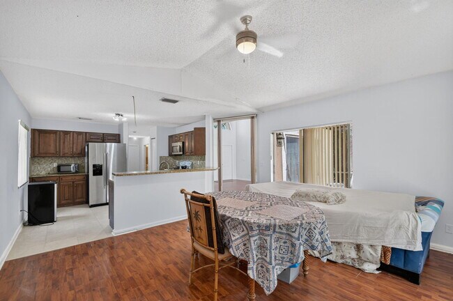 Building Photo - 8332 Bermuda Sound Way