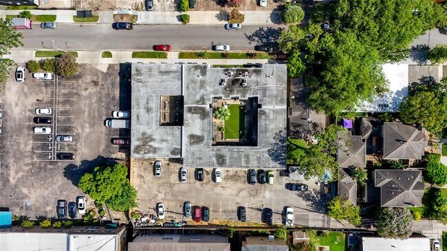 Building Photo - 1423 Hawthorne St