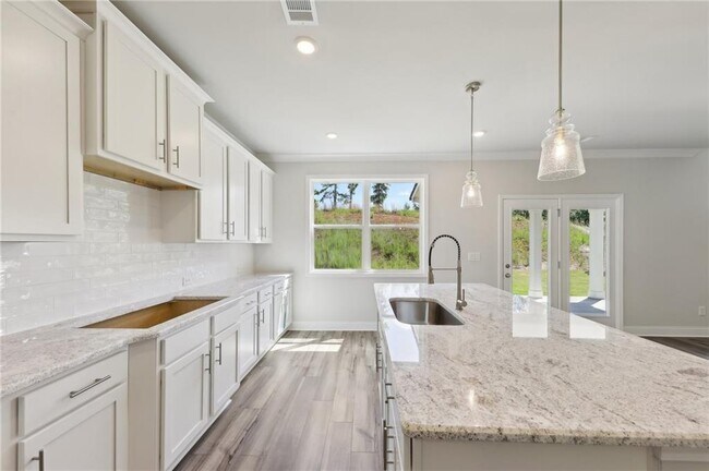 Building Photo - 6137 Black Pear Ln