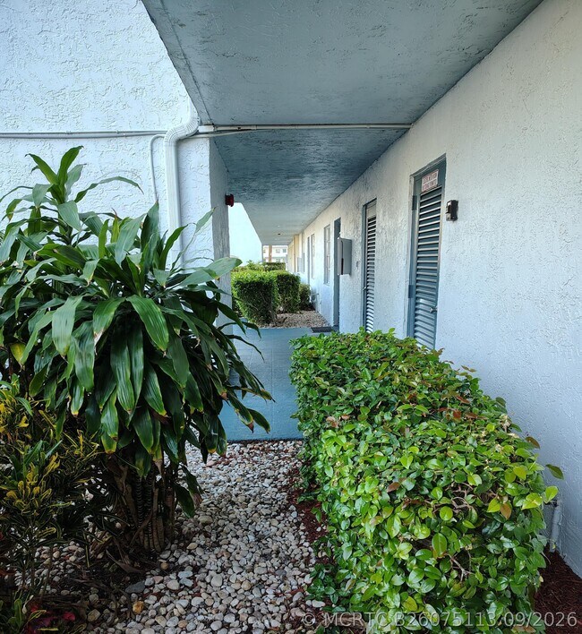 Building Photo - 7680 NW 18th St