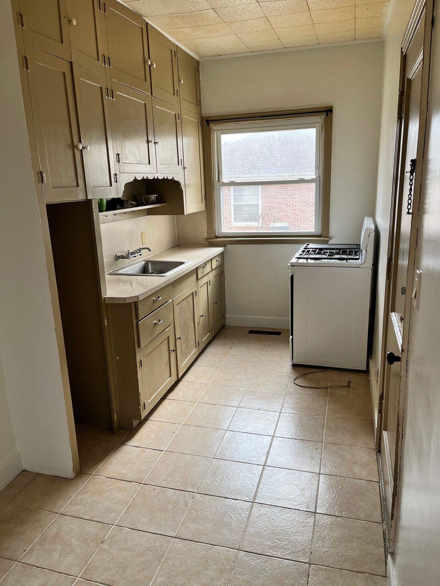 Building Photo - 218 Hammond Ave