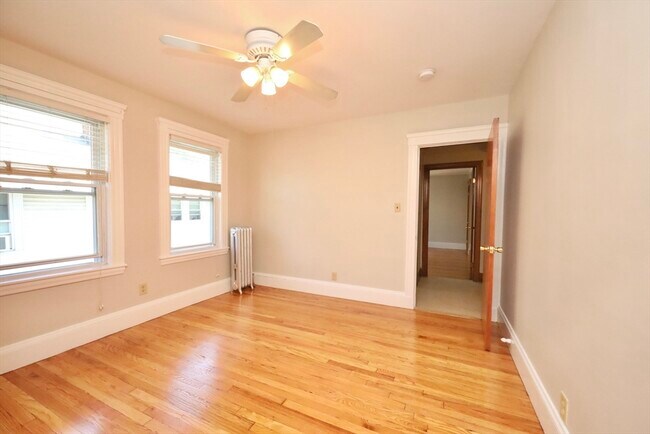 Building Photo - 360 Walden St