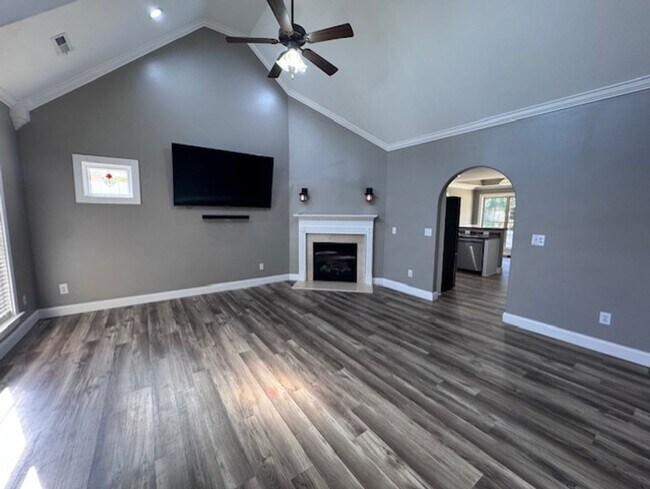 Building Photo - 160 Stonecreek Pl