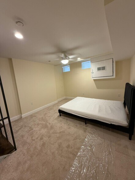 Building Photo - 1729 N Caroline St