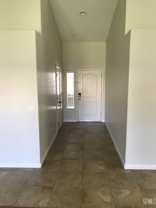 Building Photo - 10302 Fenwick Island Dr