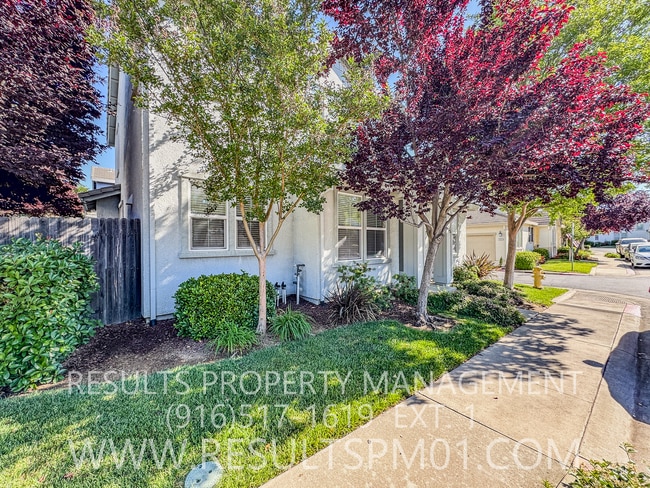 Building Photo - 3 bedroom Lincoln Home in Gated Community