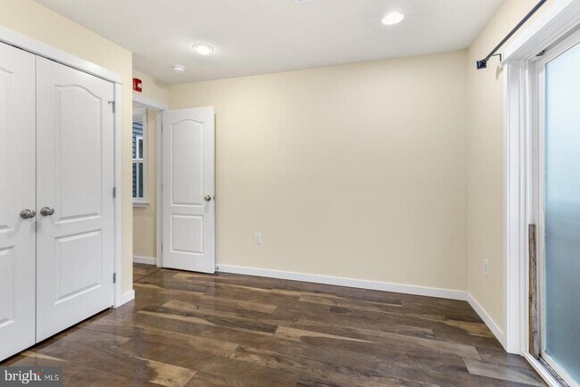 Building Photo - 134 S 46th St