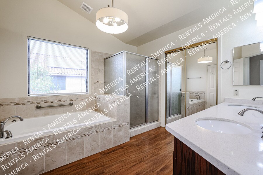 Building Photo - 7395 W Kerry Way