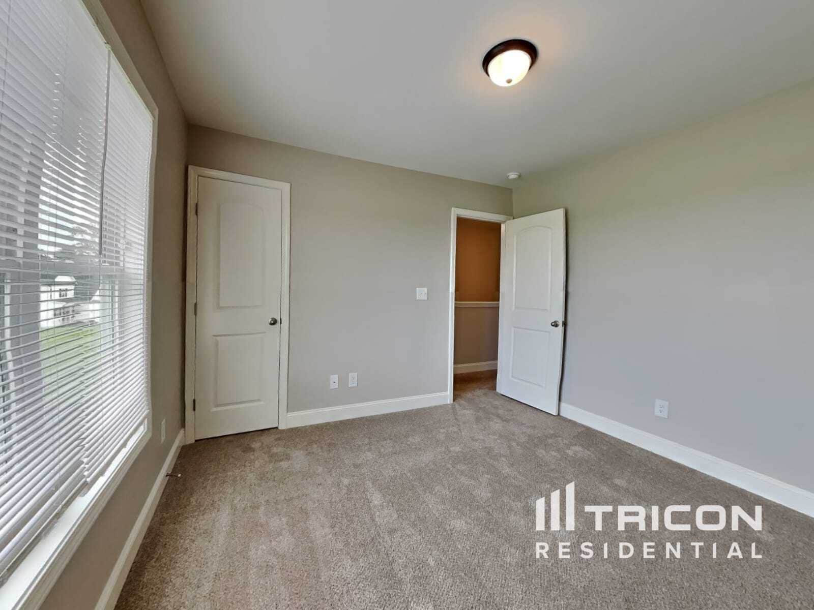 Building Photo - 83 Fish Whistle Ct