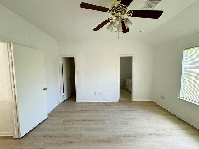 Building Photo - 21719 Ashford Grove Ln