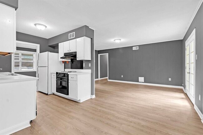 Building Photo - 1321 Merimac Cove