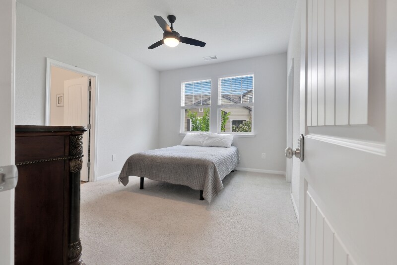 Building Photo - 1801 Honey Milk Rd