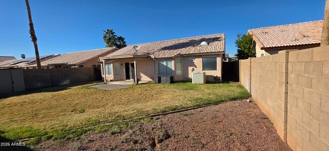 Building Photo - 9163 W Davis Rd