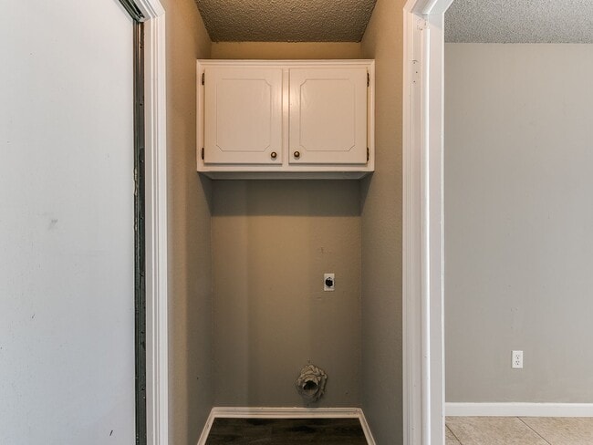 Building Photo - 3 Bed/2 Bath Home in Midwest City