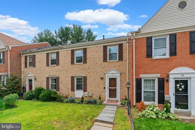 Building Photo - 16 Cornerwood Ct