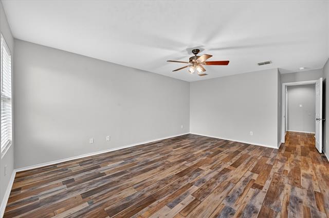 Building Photo - 1201 Lambert Dr