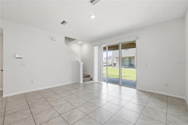 Building Photo - 1228 Yellow Finch Dr