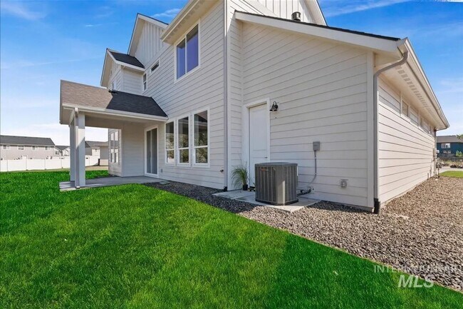Building Photo - 562 Hidden Mill Ct.