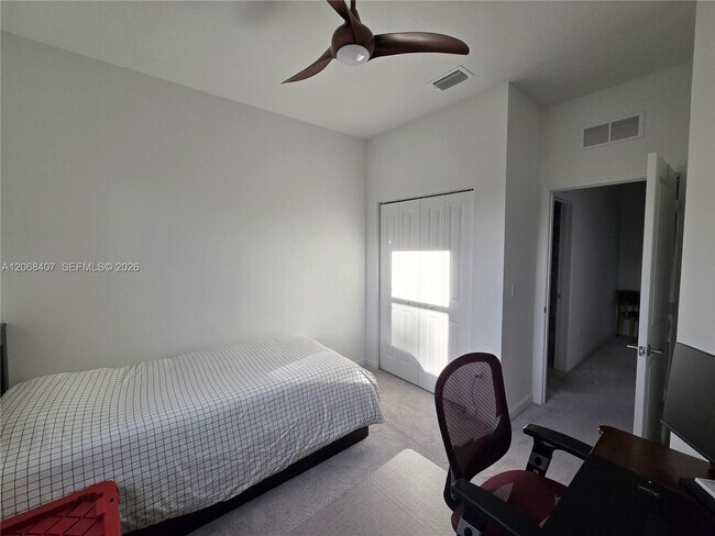 Building Photo - 5451 Flannigan Wy