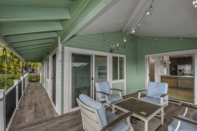 Building Photo - 73-4338-4338 Koi Koi St