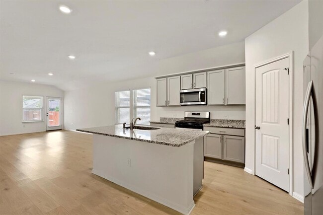 Building Photo - 2816 Owl Head Dr