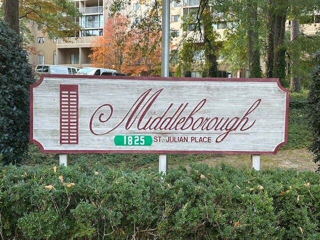 Building Photo - 1825 Saint Julian Pl