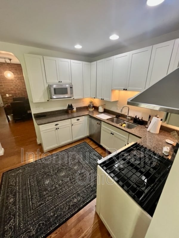 Building Photo - 3724 Stevens Pl