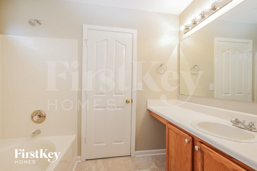 Building Photo - 11720 Winter Pine Ln