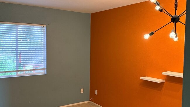 Building Photo - 3 Bed home with RV Parking for Rent in Murrieta