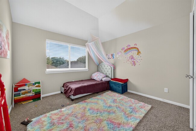 Building Photo - 12731 Heather Landing Ln