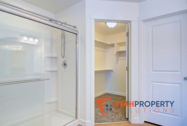 Building Photo - 5670 W Pelican Ridge Ln