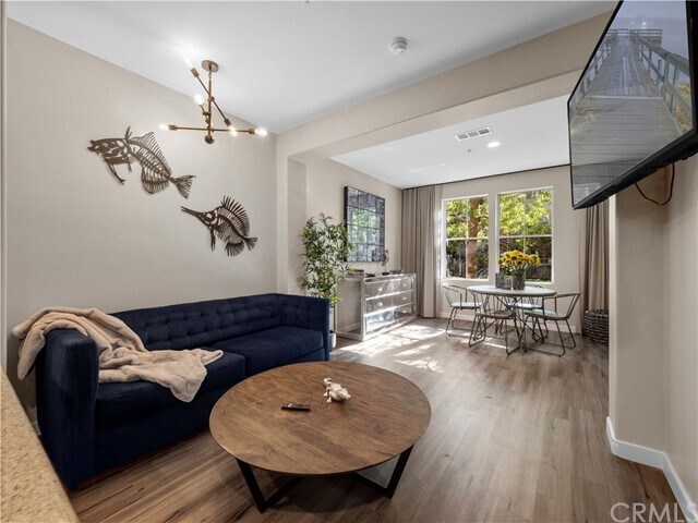 Primary Photo - 3151 Watermarke Pl