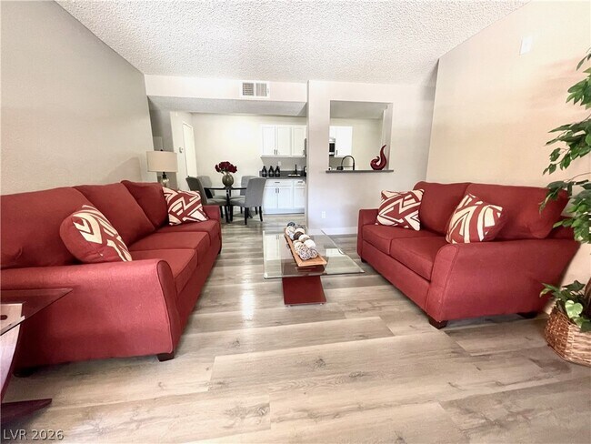 Building Photo - 5250 Mission Carmel Ln