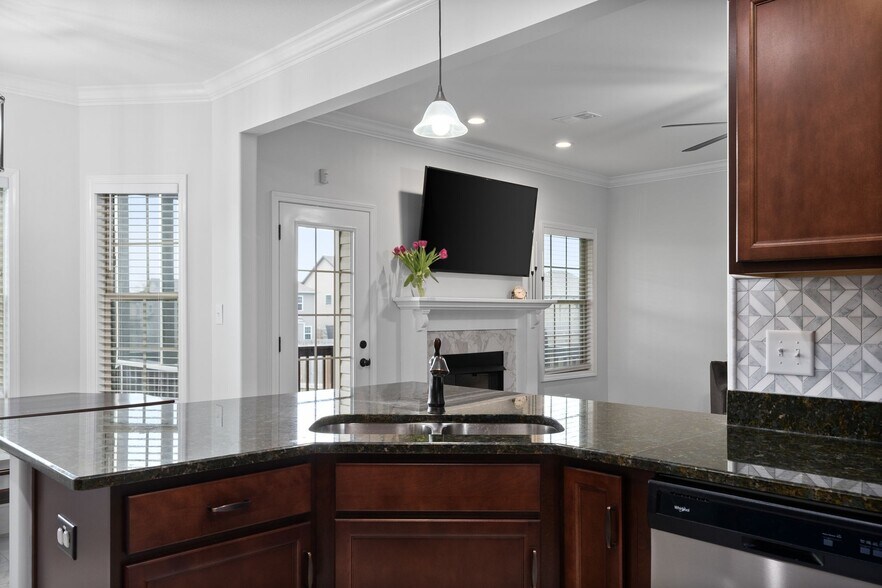 Building Photo - 1409 Millet Dr