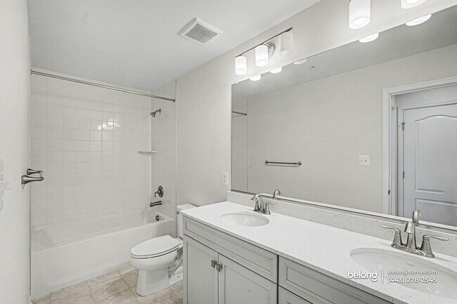 Building Photo - 4521 Reaney Ln