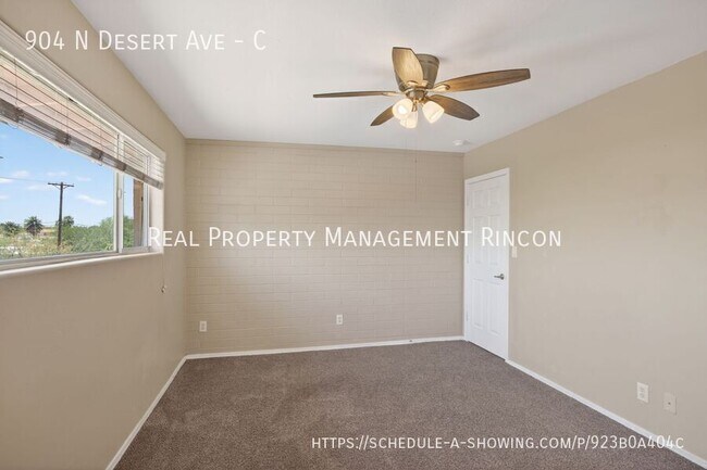 Building Photo - 904 N Desert Ave