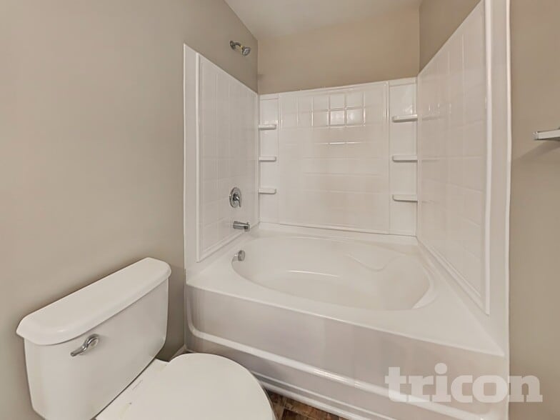 Building Photo - 4600 Montelena Dr