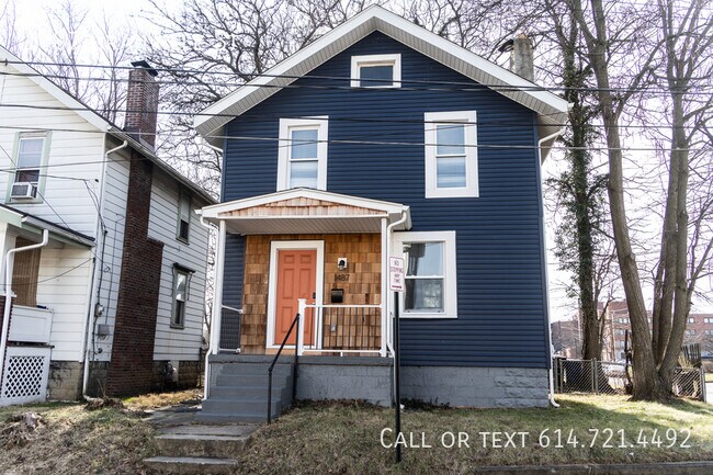 Building Photo - 1487 Granville St