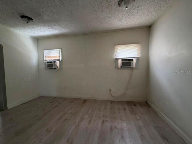 Building Photo - 4427 Raleigh St