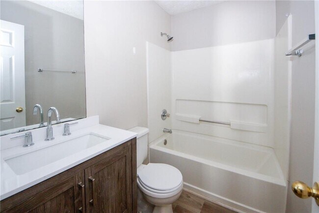 Building Photo - 4493 Bridle Ridge Way