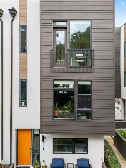 Building Photo - 52 Reynolds Square Ln