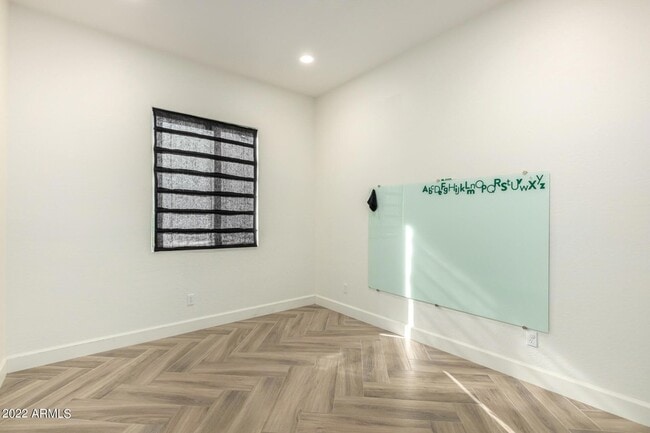 Building Photo - 10440 W Cashman Dr