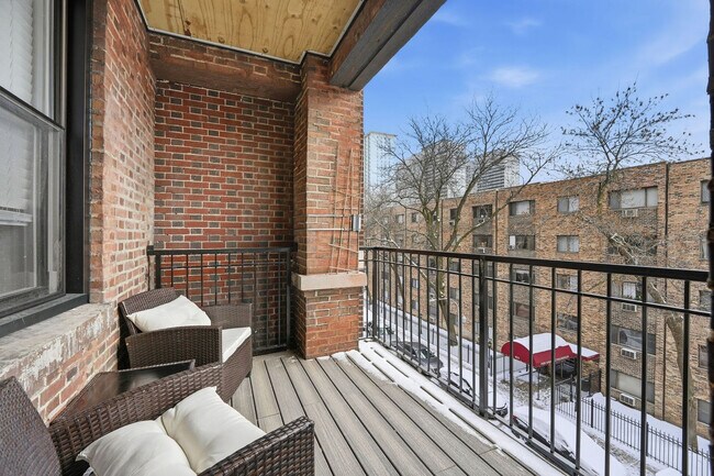 Building Photo - 618 W Patterson Ave