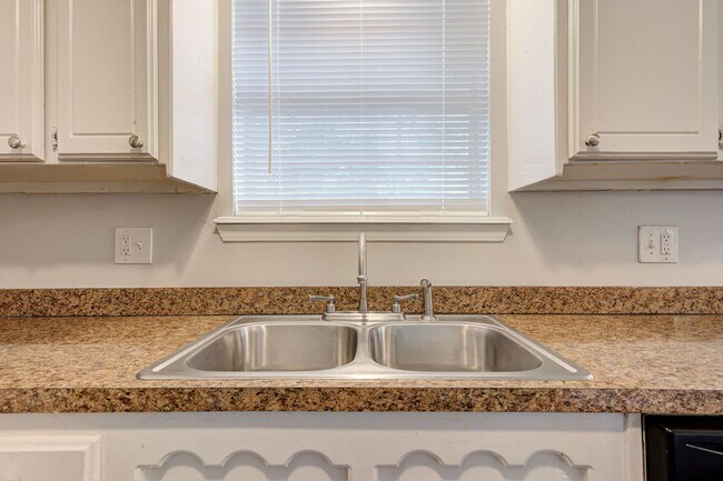 Building Photo - Corner-Lot Charmer Near Tinker AFB | Solar...