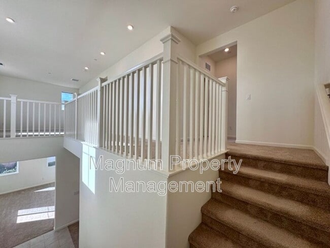 Building Photo - 31310 Reserve Dr