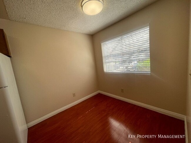 Building Photo - 2742 Alicialynn Way